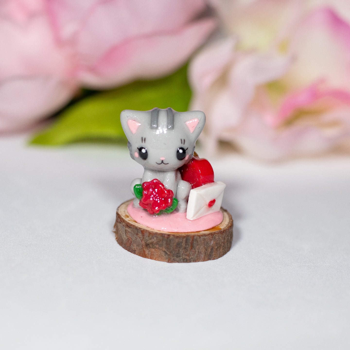 Small Grey Kitty Valentine Figurine - Polymer Clay Figurine