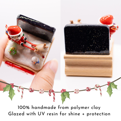 Merry & Bright Santas Sleigh + Rudolph Figurine