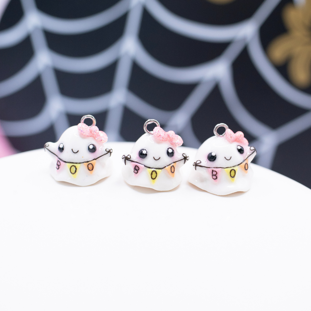 Girly Ghost with 'Boo' Banner Clay Charm