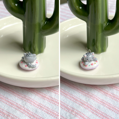 UFO Kitty Clay Charm (2 Styles Available)